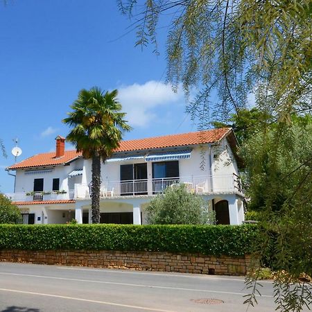 פורץ Beautiful Apartments First Row To The Sea מראה חיצוני תמונה