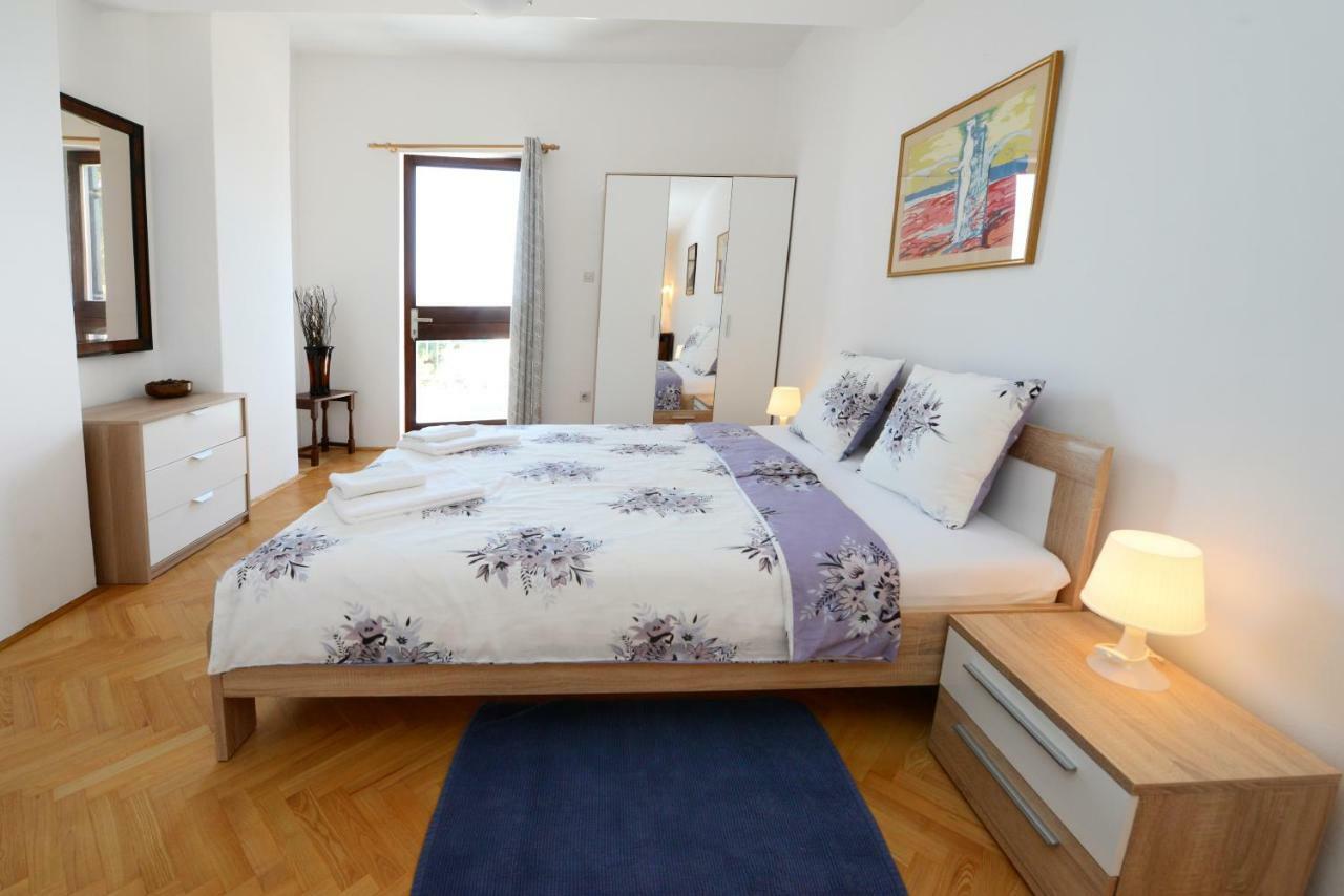 פורץ Beautiful Apartments First Row To The Sea מראה חיצוני תמונה