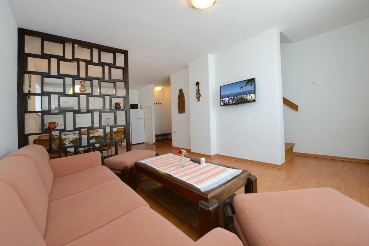 פורץ Beautiful Apartments First Row To The Sea מראה חיצוני תמונה
