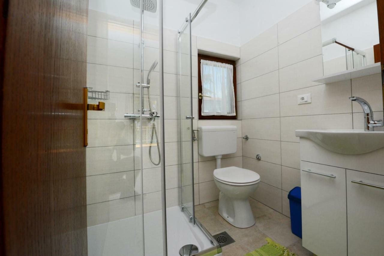 פורץ Beautiful Apartments First Row To The Sea מראה חיצוני תמונה